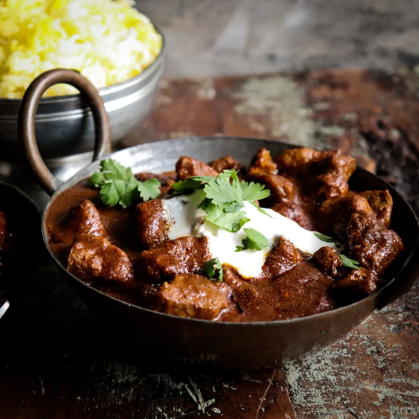 Delicious butter chicken paste crafted for rich and satisfying meals.