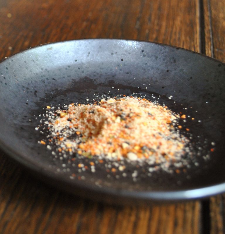 SAORI Japanese Yuzu Spice, bold yuzu and chilli seasoning, perfect for sushi, ramen, and rice