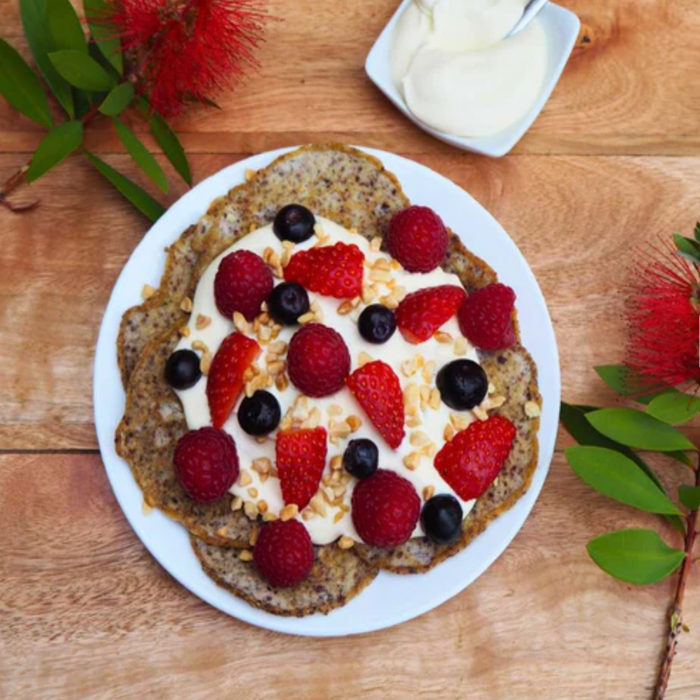 Low-carb keto pancake mix, gluten-free, high-fibre, makes 12 pancakes.