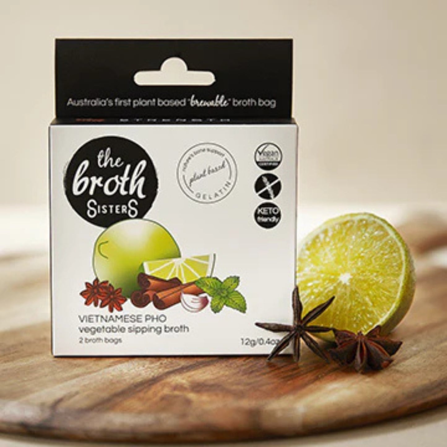 Rich-flavoured Vietnamese pho sipping broth, quick and convenient